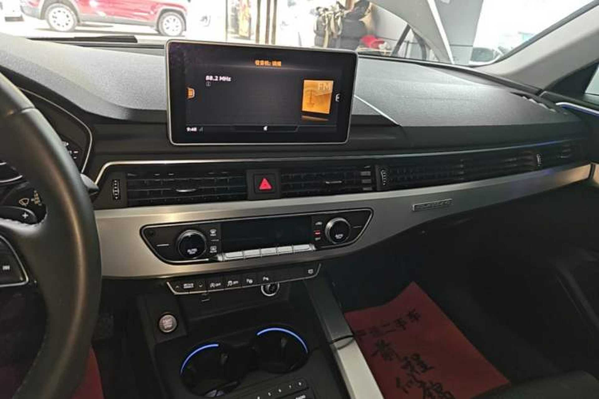 Used Audi A4L 2018 30th Anniversary Edition 40 TFSI Sport Edition Audio And AC Panel