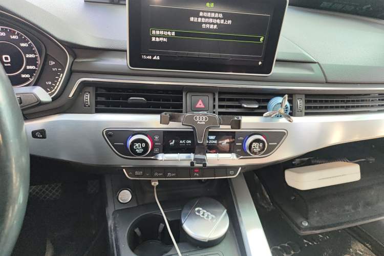 Used Audi A4L 2018 30th Anniversary Edition 40 TFSI Fashion Model Audio And AC Panel