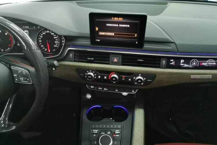 Used Audi A4L 2018 30th Anniversary Edition 40 TFSI Trendy Model Audio And AC Panel