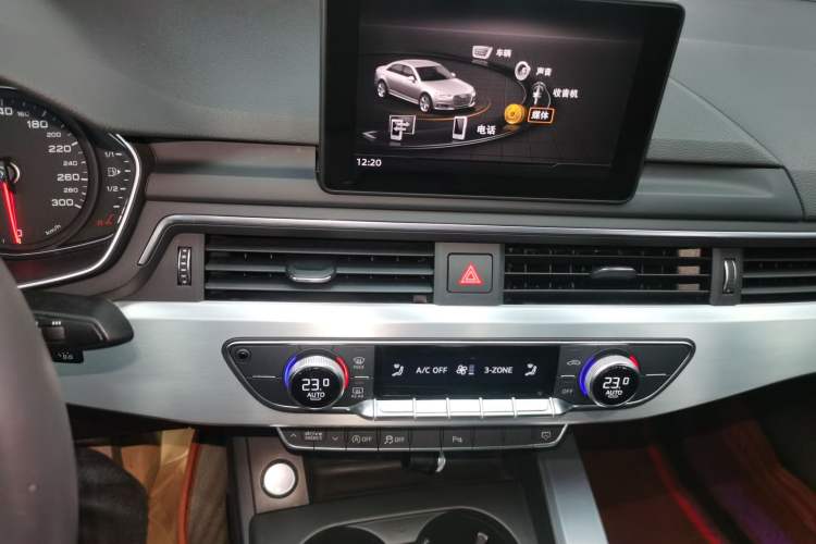 Used Audi A4L 2018 30th Anniversary Edition 40 TFSI Trendy Model Audio And AC Panel