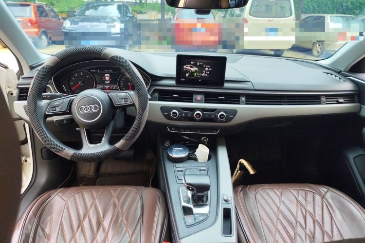 Used Audi A4L 2018 30th Anniversary Edition 40 TFSI Trendy Model Center Console