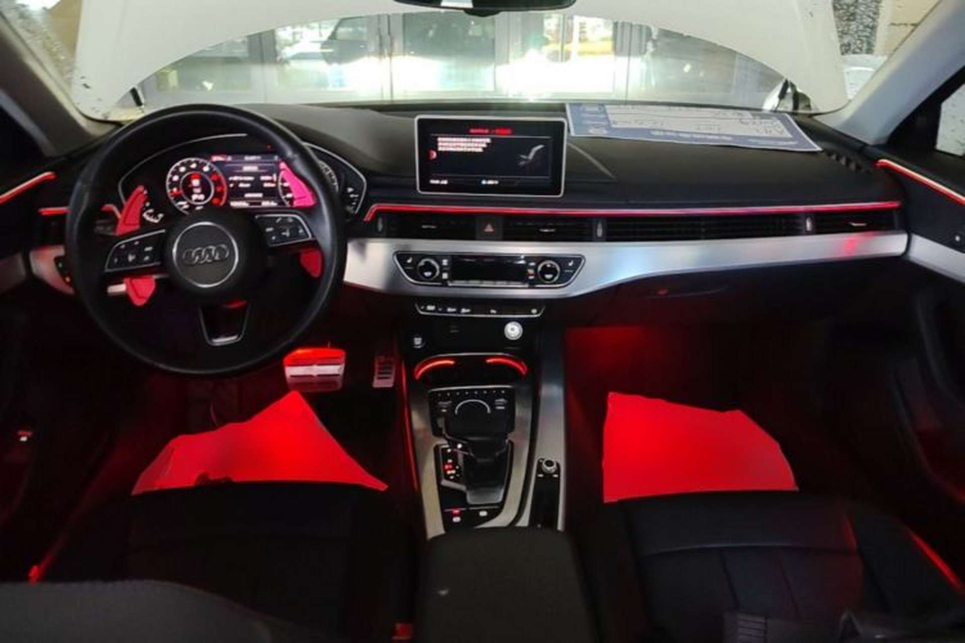Used Audi A4L 2018 30th Anniversary Edition 40 TFSI Fashion Model Center Console