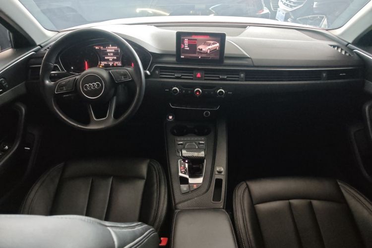 Used Audi A4L 2018 30th Anniversary Edition 40 TFSI Trendy Model Center Console
