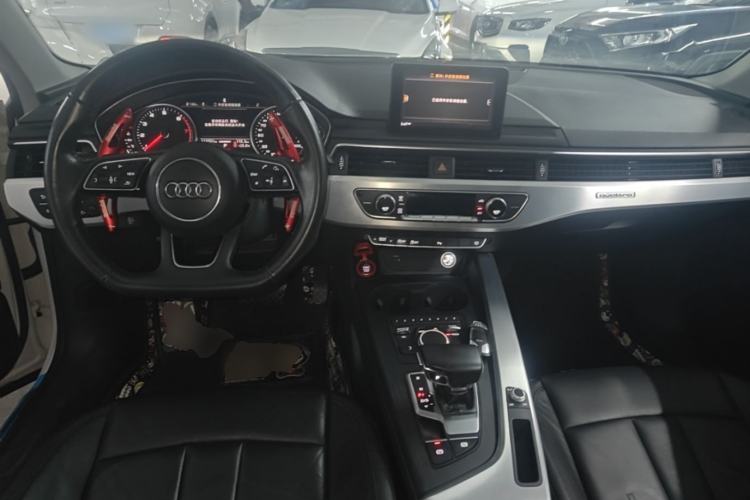Used Audi A4L 2018 30th Anniversary Edition 45 TFSI quattro Individual Sport Edition Center Console