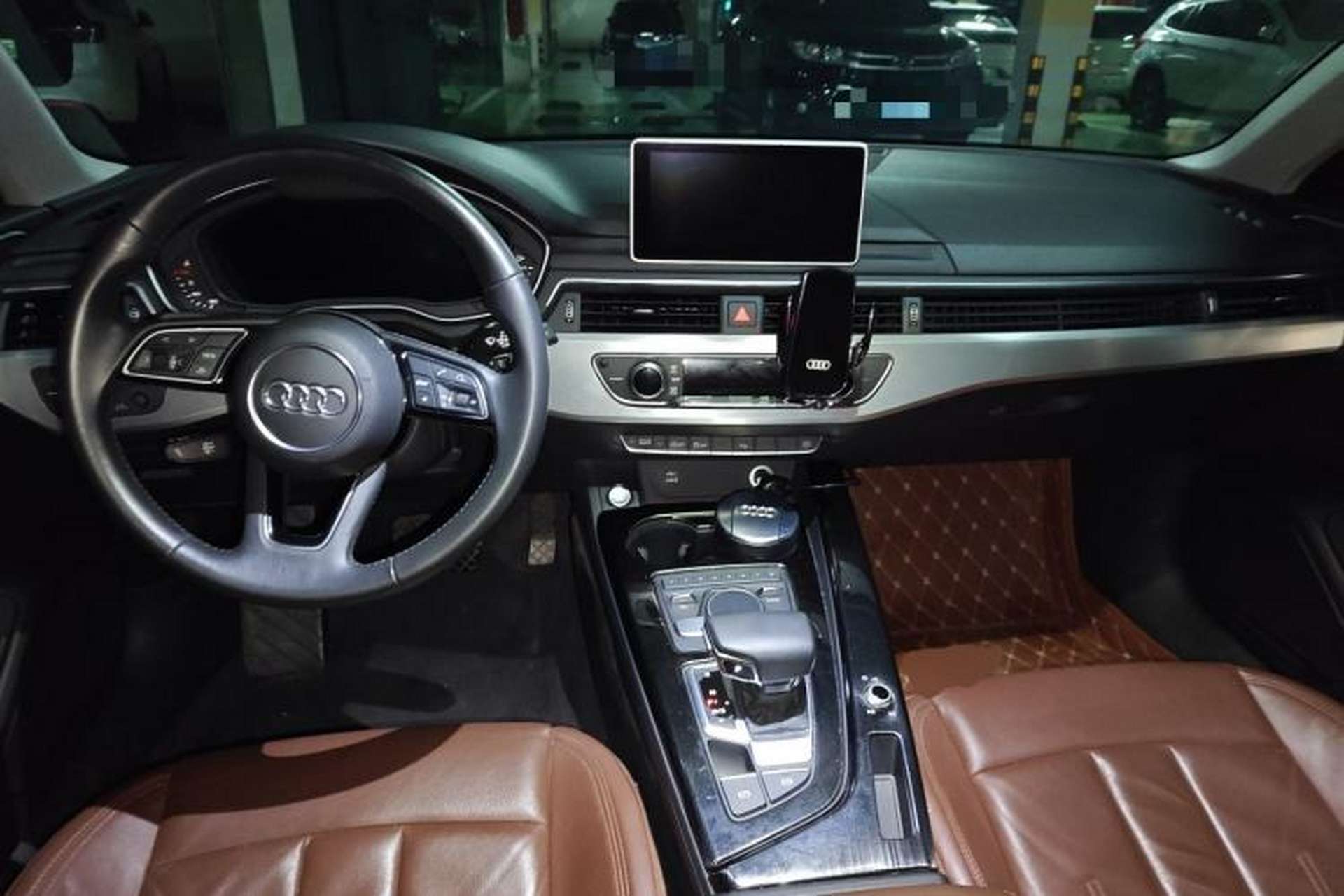 Used Audi A4L 2018 30th Anniversary Edition 40 TFSI Fashion Model Center Console