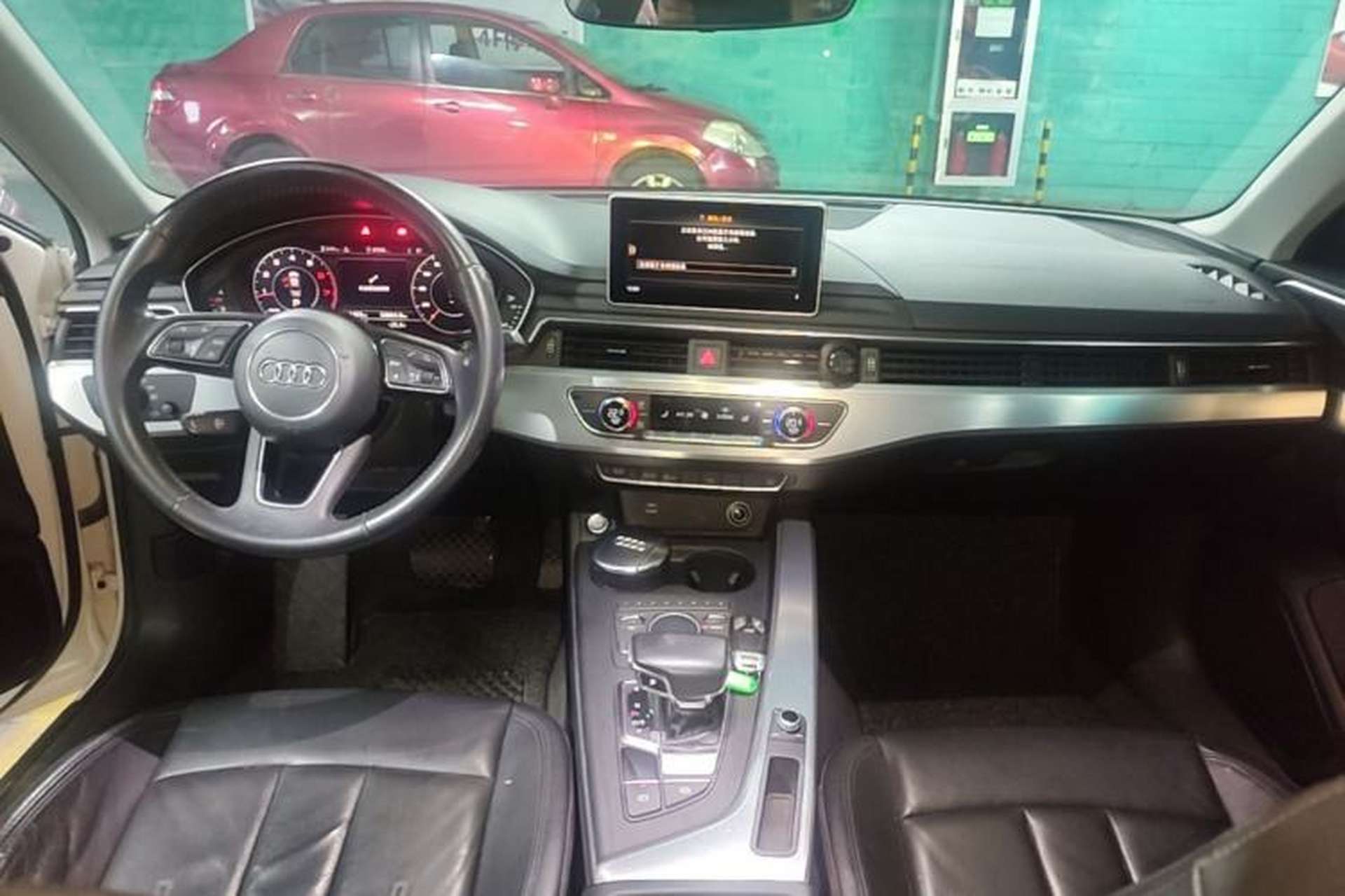 Used Audi A4L 2018 30th Anniversary Edition 40 TFSI Fashion Model Center Console