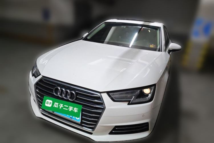 Used Audi A4L 2018 30th Anniversary Edition 40 TFSI Trendy Model Guazi used car, China used car export, Used car for sale, Used cars, Cheapest cars for sale