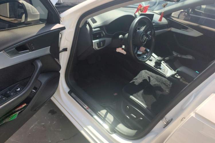 Used Audi A4L 2018 30th Anniversary Edition 40 TFSI Fashion Model Driver Seat