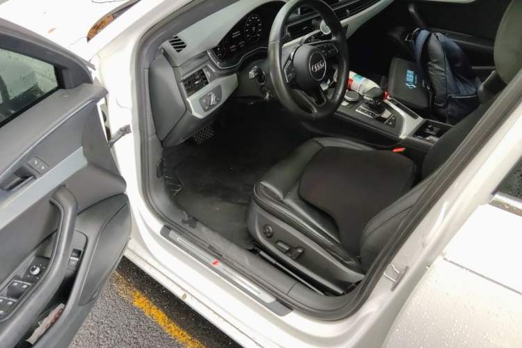Used Audi A4L 2018 30th Anniversary Edition 40 TFSI Fashion Model Driver Seat