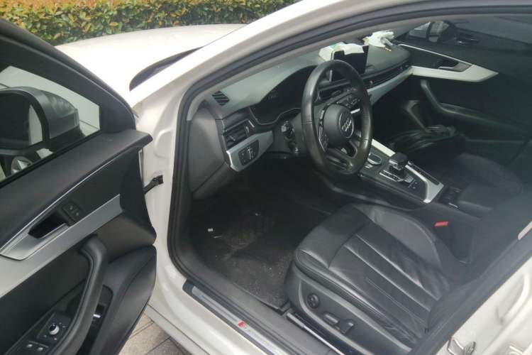 Used Audi A4L 2018 30th Anniversary Edition 40 TFSI Fashion Model Driver Seat