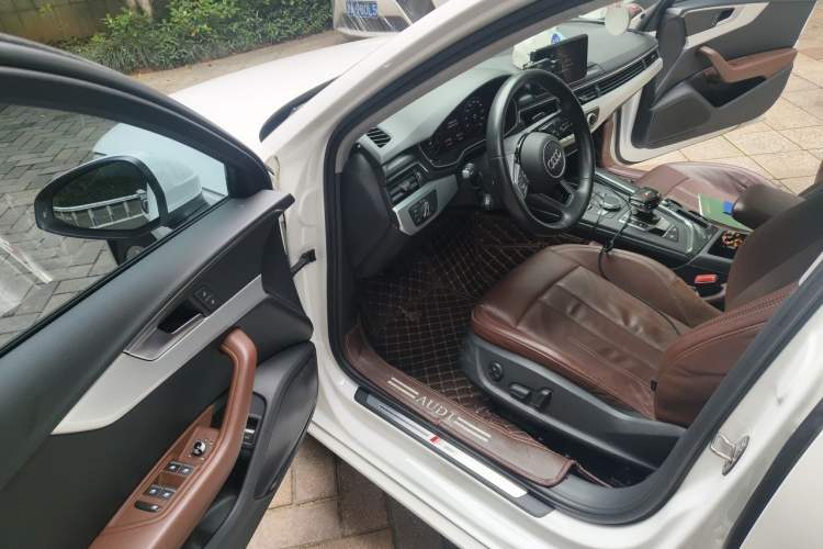 Used Audi A4L 2018 30th Anniversary Edition 40 TFSI Fashion Model Driver Seat