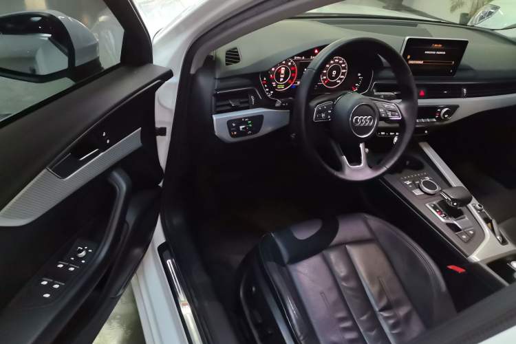 Used Audi A4L 2018 30th Anniversary Edition 40 TFSI Fashion Model Driver Seat