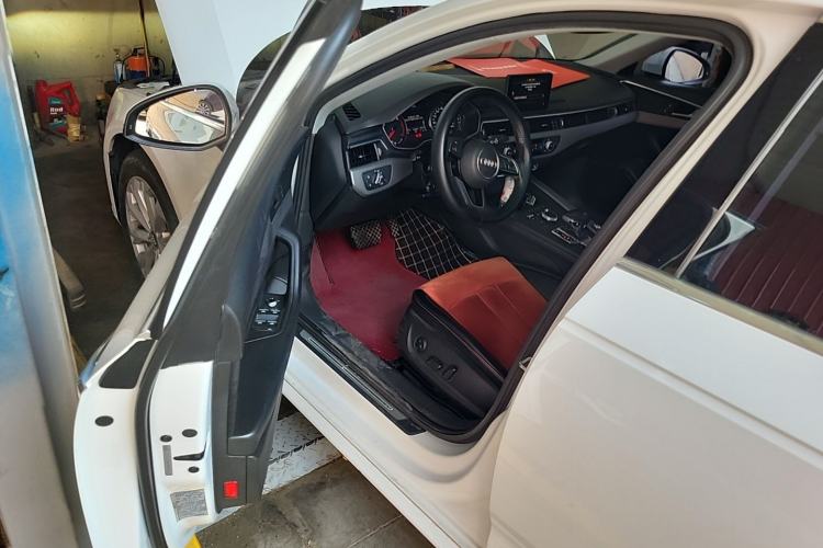 Used Audi A4L 2018 30th Anniversary Edition 40 TFSI Trendy Model Driver Seat