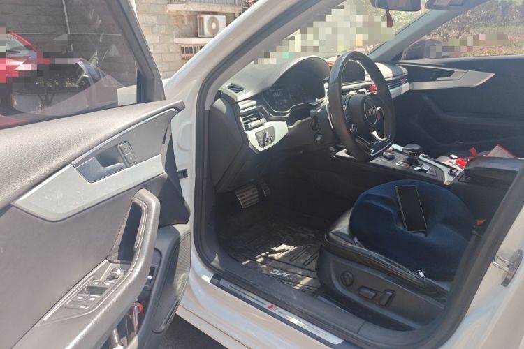Used Audi A4L 2018 30th Anniversary Edition 45 TFSI quattro Individual Sport Edition Driver Seat