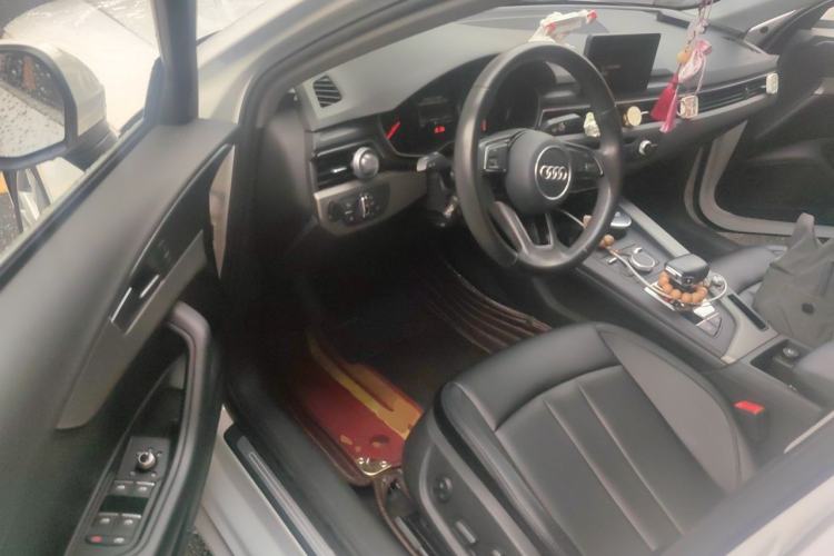 Used Audi A4L 2018 30th Anniversary Edition 40 TFSI Trendy Model Driver Seat