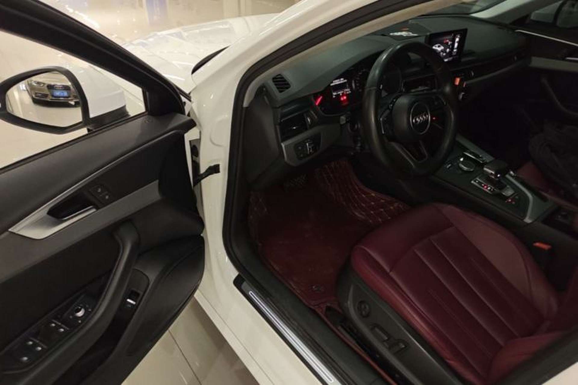 Used Audi A4L 2018 30th Anniversary Edition 40 TFSI Trendy Model Driver Seat