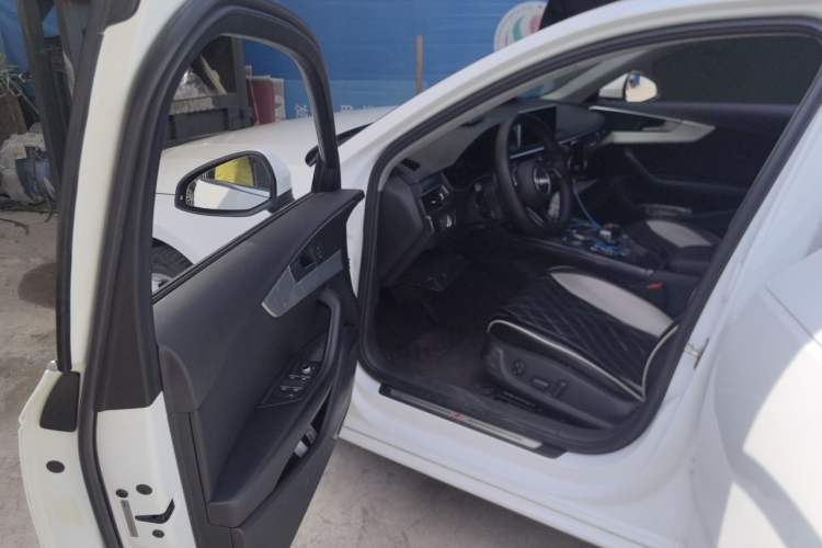 Used Audi A4L 2018 30th Anniversary Edition 40 TFSI Fashion Model Driver Seat