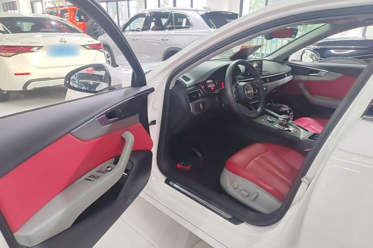 Used Audi A4L 2018 30th Anniversary Edition 40 TFSI Trendy Model Driver Seat