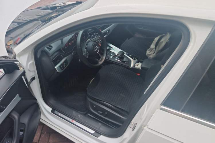 Used Audi A4L 2018 30th Anniversary Edition 40 TFSI Fashion Model Driver Seat