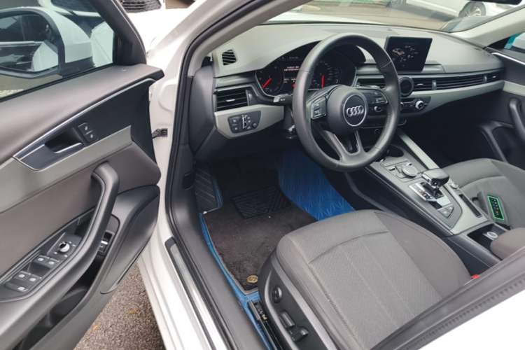 Used Audi A4L 2018 30th Anniversary Edition 40 TFSI Trendy Model Driver Seat