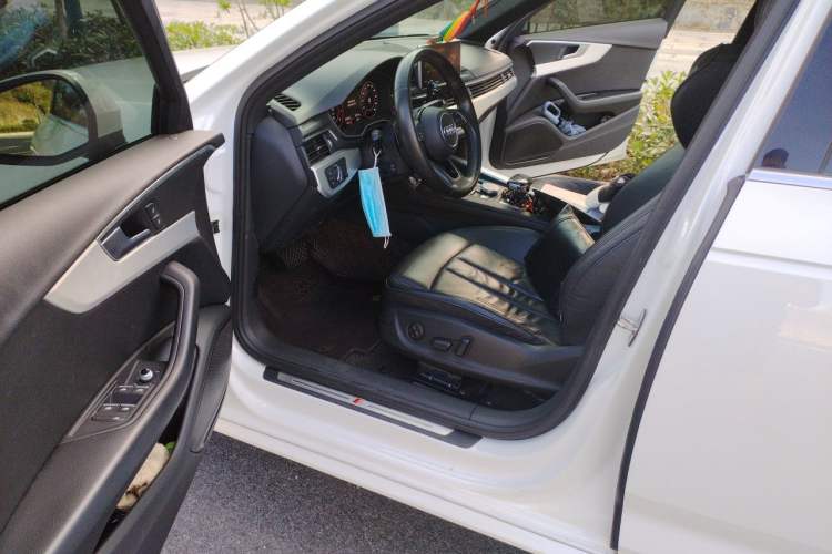 Used Audi A4L 2018 30th Anniversary Edition 40 TFSI Fashion Model Driver Seat