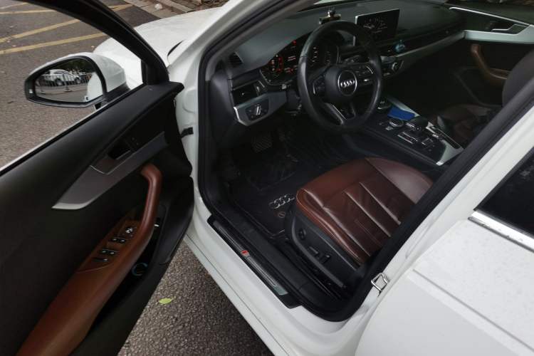 Used Audi A4L 2018 30th Anniversary Edition 40 TFSI Fashion Model Driver Seat