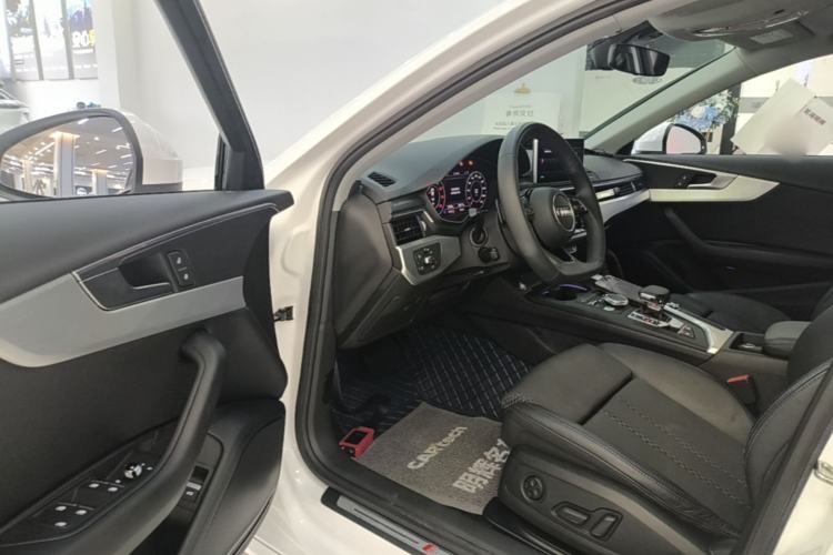 Used Audi A4L 2018 30th Anniversary Edition 40 TFSI Sport Edition Driver Seat