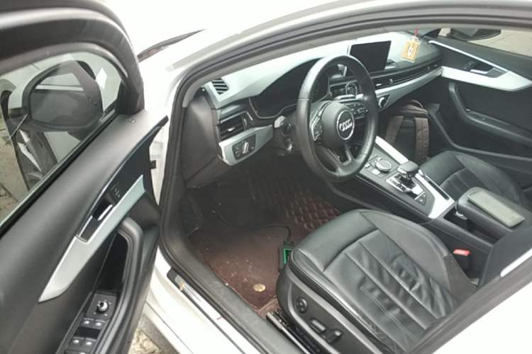 Used Audi A4L 2018 30th Anniversary Edition 40 TFSI Fashion Model Driver Seat