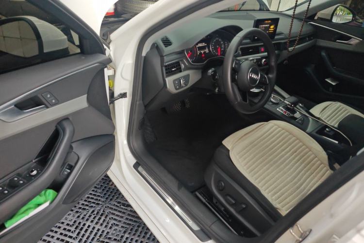 Used Audi A4L 2018 30th Anniversary Edition 40 TFSI Trendy Model Driver Seat