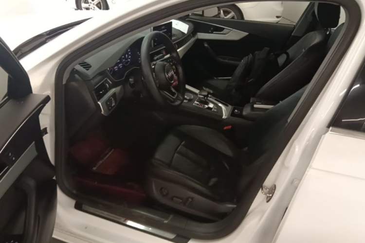 Used Audi A4L 2018 30th Anniversary Edition 40 TFSI Fashion Model Driver Seat