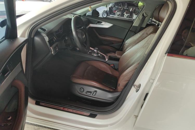 Used Audi A4L 2018 30th Anniversary Edition 40 TFSI Fashion Model Driver Seat