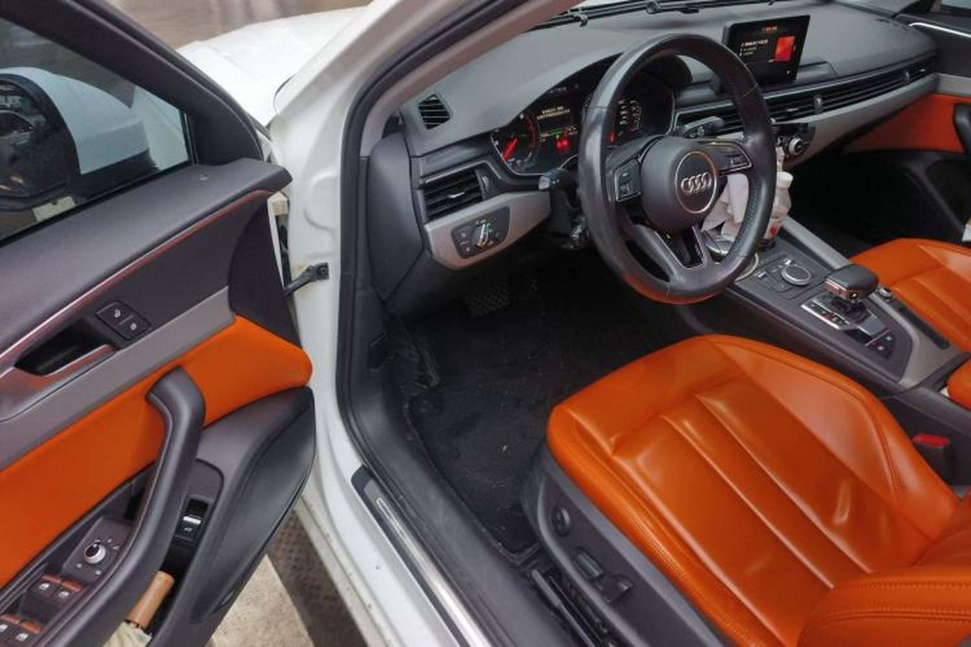 Used Audi A4L 2018 30th Anniversary Edition 40 TFSI Trendy Model Driver Seat