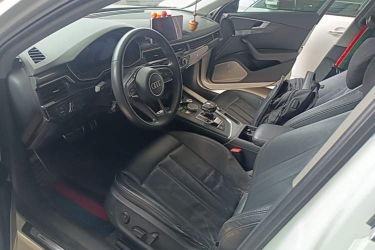 Used Audi A4L 2018 30th Anniversary Edition 40 TFSI Fashion Model Driver Seat