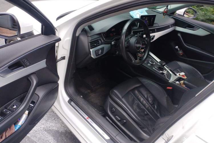 Used Audi A4L 2018 30th Anniversary Edition 40 TFSI Fashion Model Driver Seat
