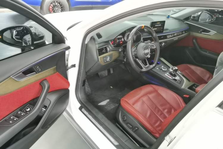 Used Audi A4L 2018 30th Anniversary Edition 40 TFSI Trendy Model Driver Seat