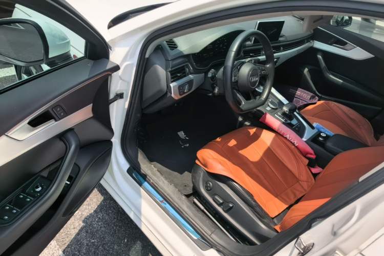 Used Audi A4L 2018 30th Anniversary Edition 40 TFSI Fashion Model Driver Seat