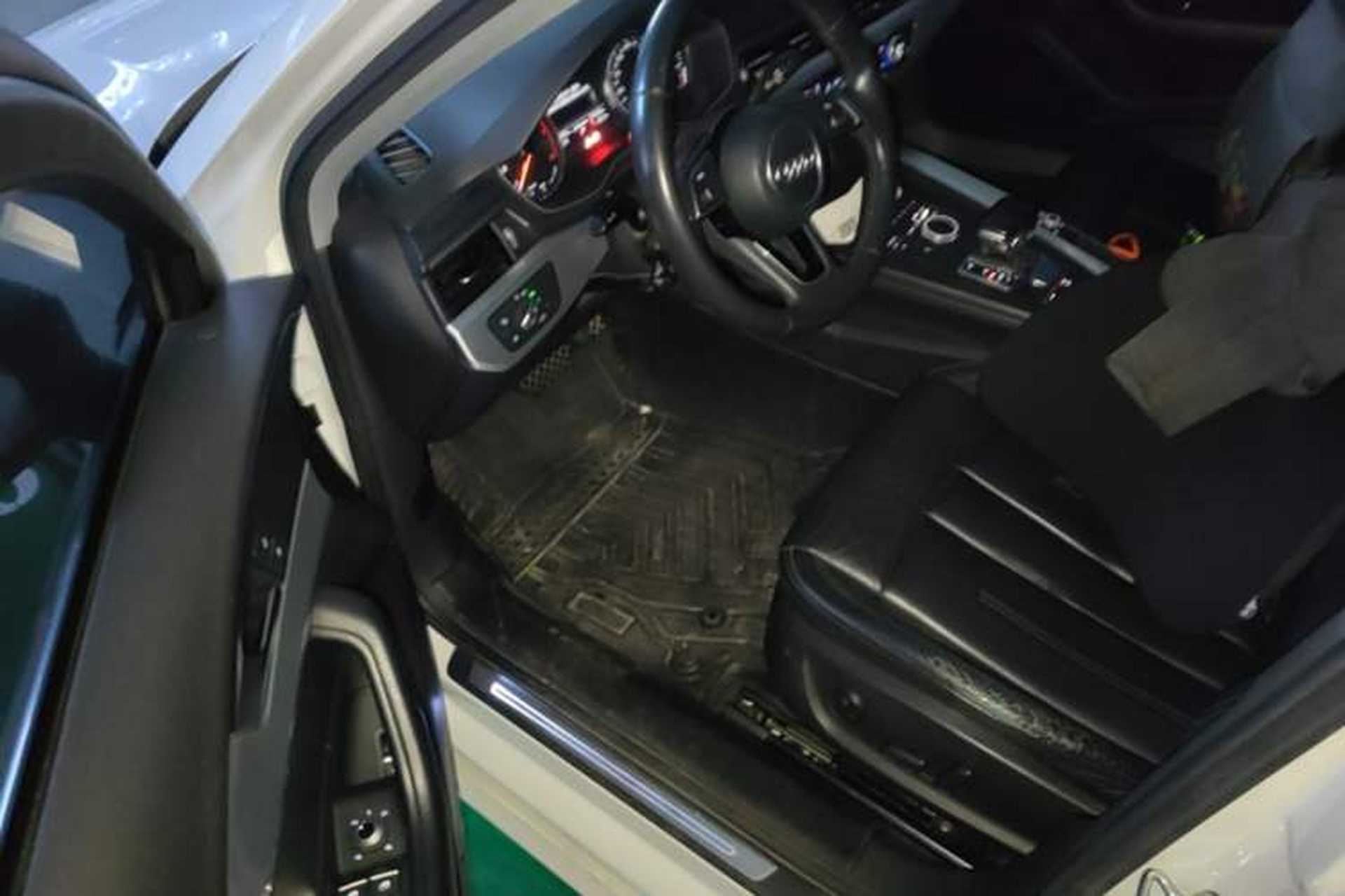 Used Audi A4L 2018 30th Anniversary Edition 40 TFSI Trendy Model Driver Seat