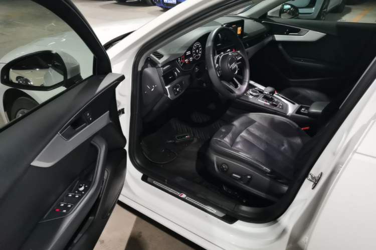 Used Audi A4L 2018 30th Anniversary Edition 40 TFSI Fashion Model Driver Seat