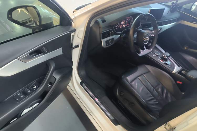 Used Audi A4L 2018 30th Anniversary Edition 40 TFSI Fashion Model Driver Seat