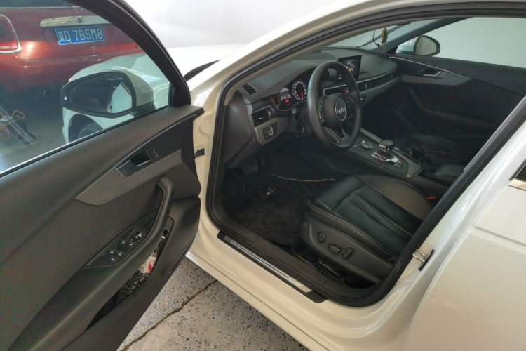 Used Audi A4L 2018 30th Anniversary Edition 40 TFSI Trendy Model Driver Seat