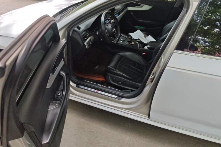 Used Audi A4L 2018 30th Anniversary Edition 40 TFSI Fashion Model Driver Seat