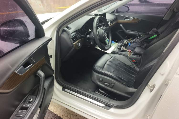 Used Audi A4L 2018 30th Anniversary Edition 40 TFSI Trendy Model Driver Seat