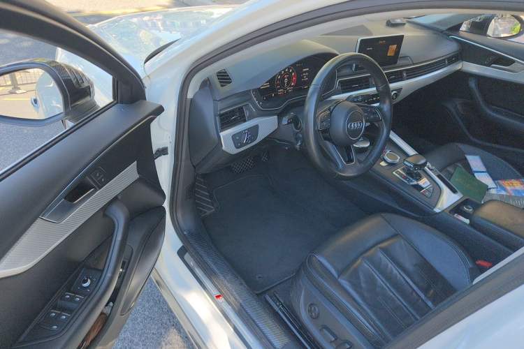 Used Audi A4L 2018 30th Anniversary Edition 40 TFSI Fashion Model Driver Seat