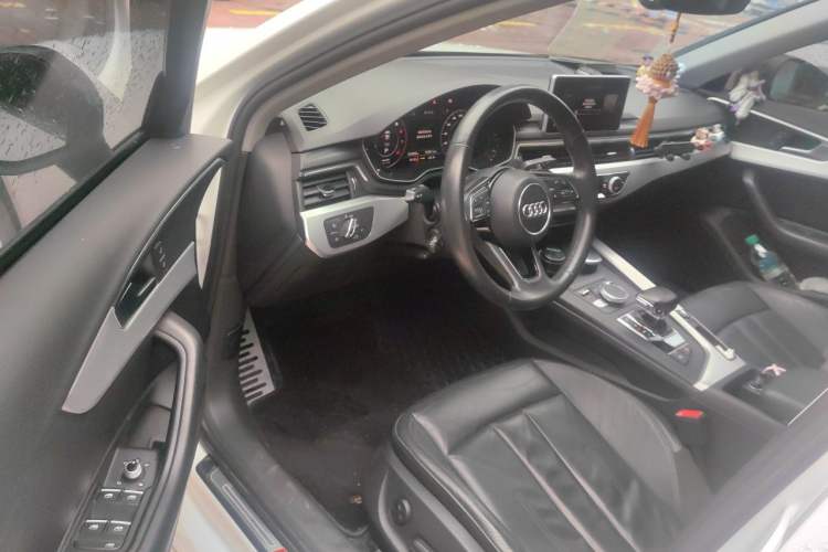 Used Audi A4L 2018 30th Anniversary Edition 40 TFSI Fashion Model Driver Seat