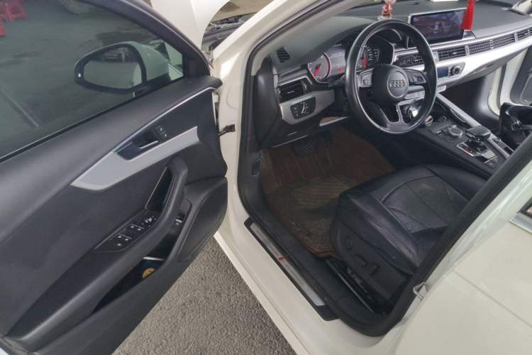 Used Audi A4L 2018 30th Anniversary Edition 40 TFSI Fashion Model Driver Seat