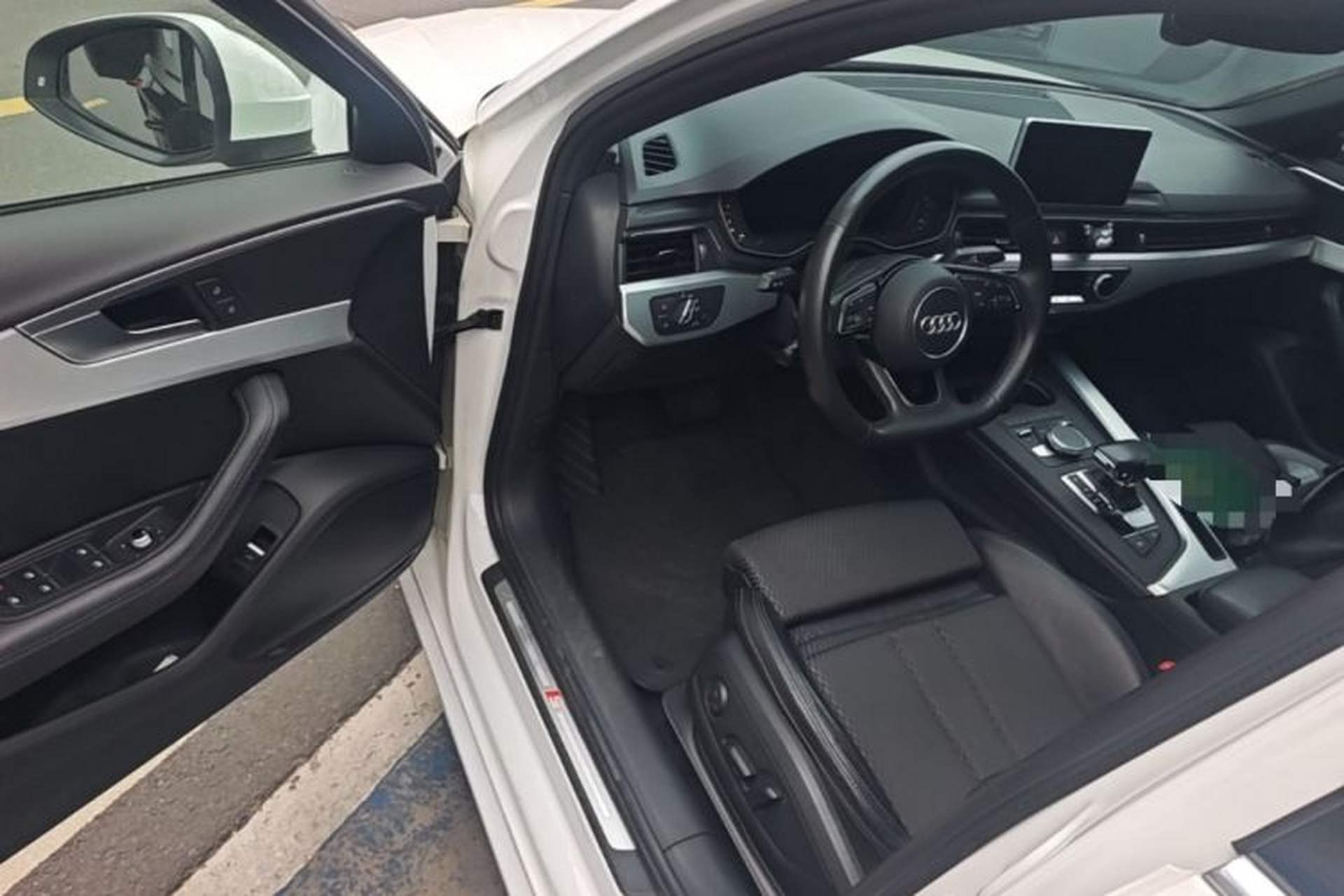 Used Audi A4L 2018 30th Anniversary Edition 40 TFSI Fashion Model Driver Seat