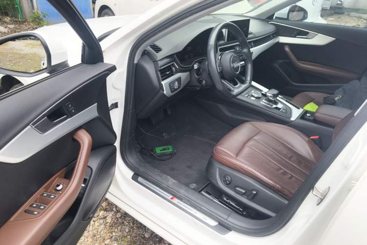 Used Audi A4L 2018 30th Anniversary Edition 40 TFSI Fashion Model Driver Seat