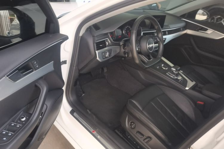 Used Audi A4L 2018 30th Anniversary Edition 45 TFSI quattro Individual Sport Edition Driver Seat