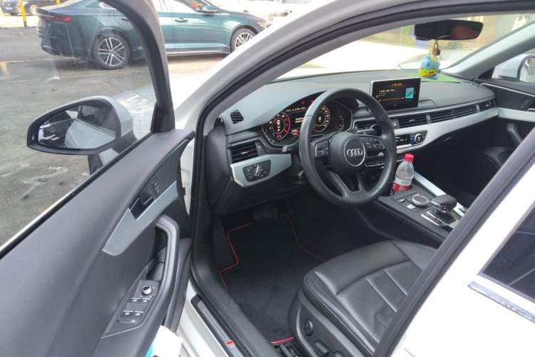 Used Audi A4L 2018 30th Anniversary Edition 40 TFSI Fashion Model Driver Seat