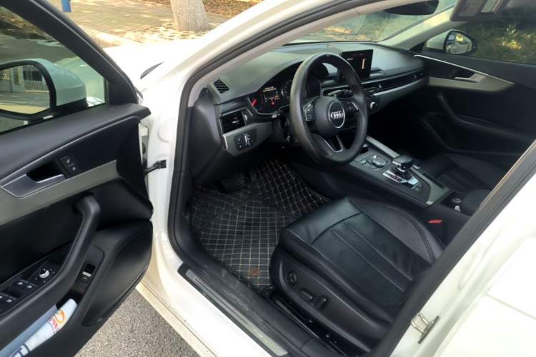 Used Audi A4L 2018 30th Anniversary Edition 40 TFSI Trendy Model Driver Seat